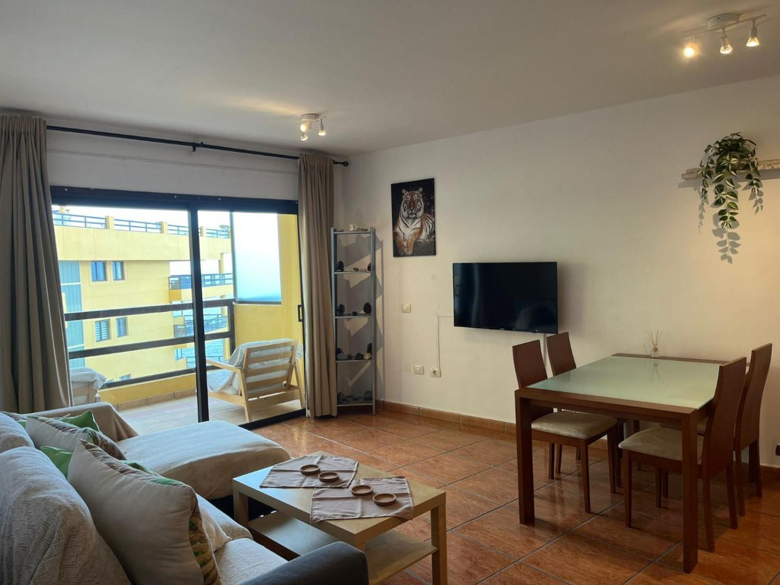 Edificio Agua Marina Panoramic View Apartments On First Line San Miguel de Abona Exterior photo